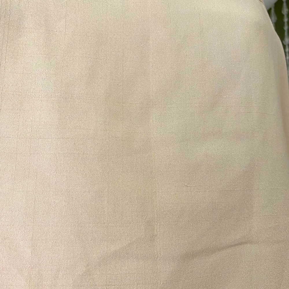 PRETTY CREAM CAMISOLE - Picture 4 of 5